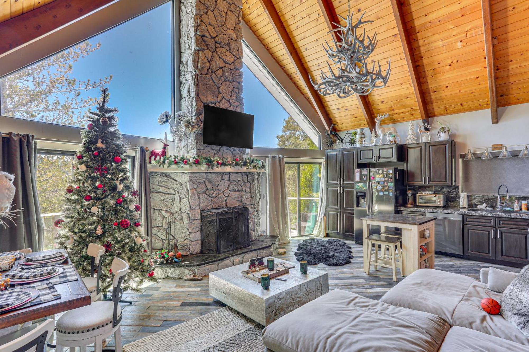 Lake Arrowhead Cabin With Hot Tub And Mountain Views! Exteriér fotografie